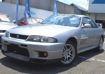 NISSAN SKYLINE R33 GT-R 